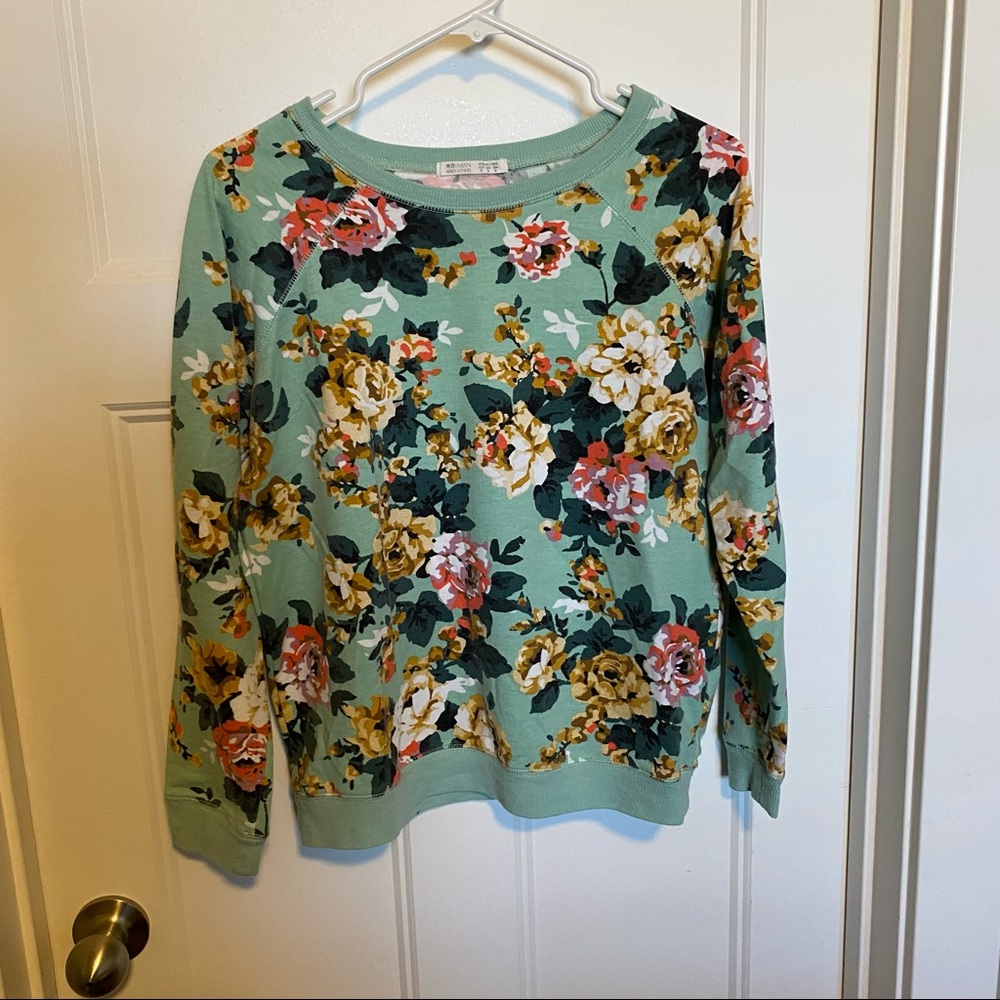 Mint floral print crew neck sweatshirt size XL